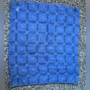 Chase Bank Lands end employee uniform scarf